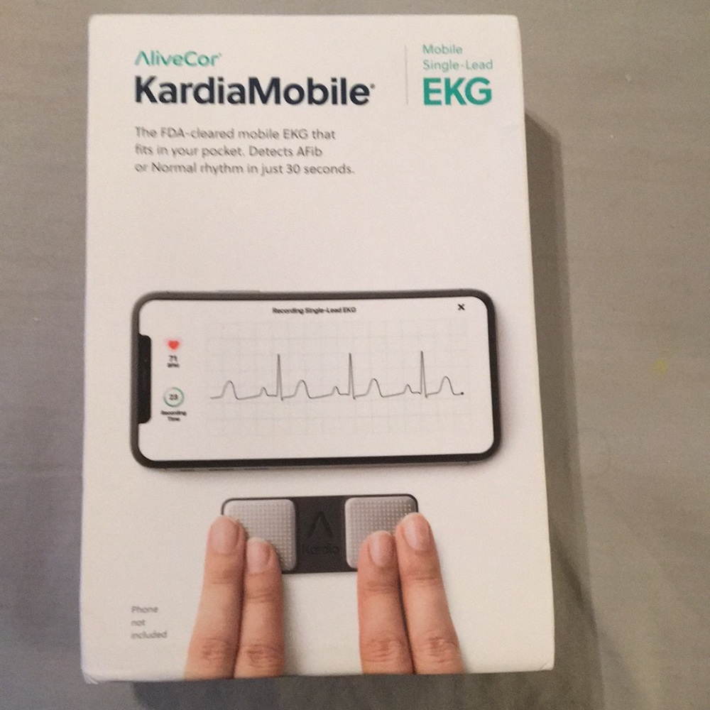 AliveCor KardiaMobile, Mobile Single-Lead EKG (Phone Not Included)
